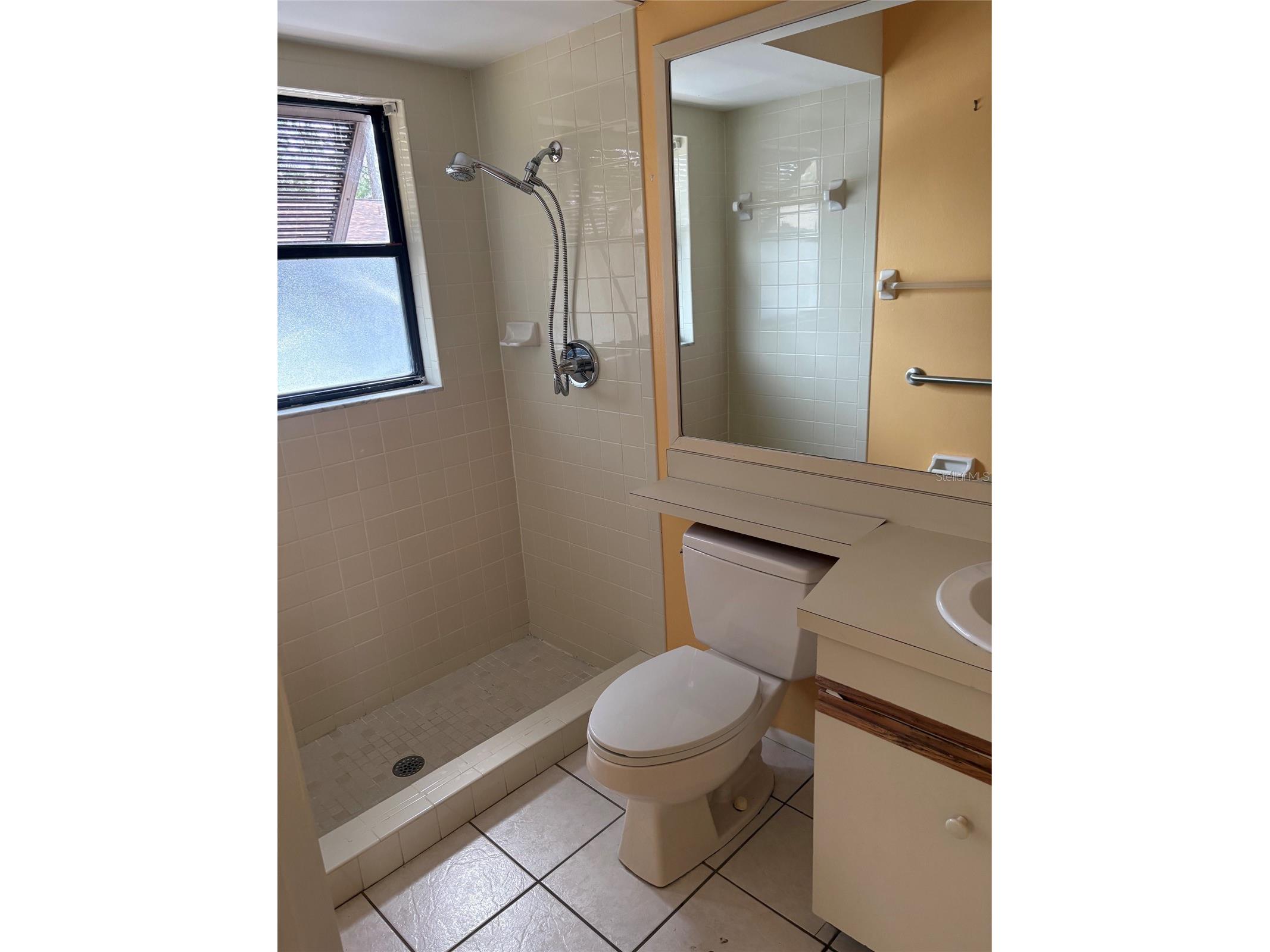 442 N Jefferson Avenue Sarasota FL 34237 A4698432 image10