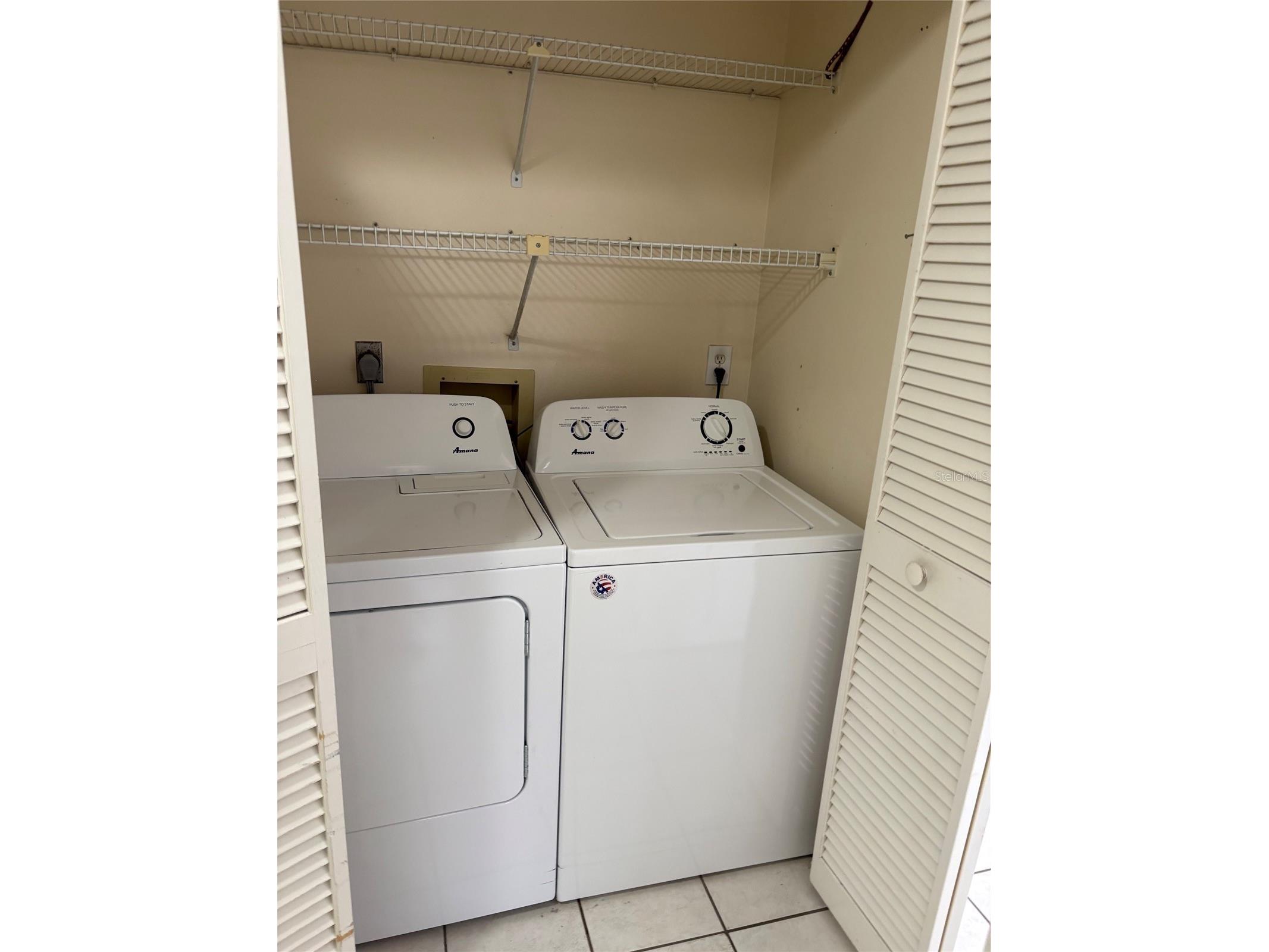 442 N Jefferson Avenue Sarasota FL 34237 A4698432 image9
