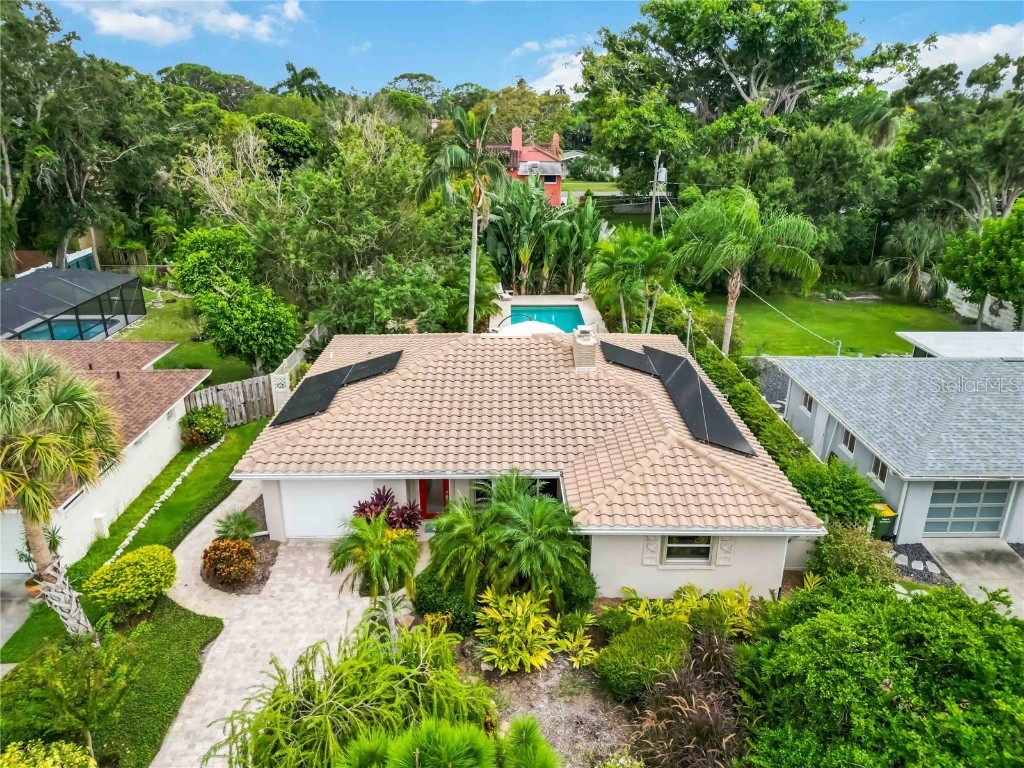 442 N Shore Drive Sarasota FL 34234 A4665297 image1