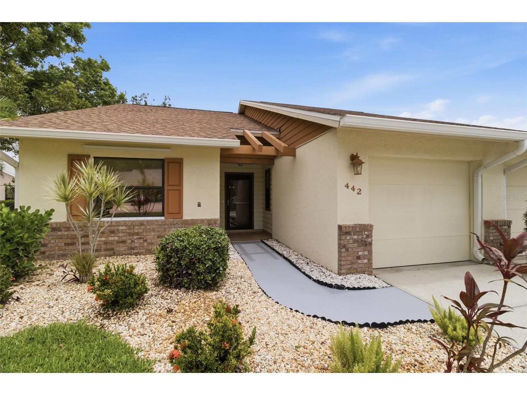 442 Pendleton Drive Venice FL 34292 A4695822 image1