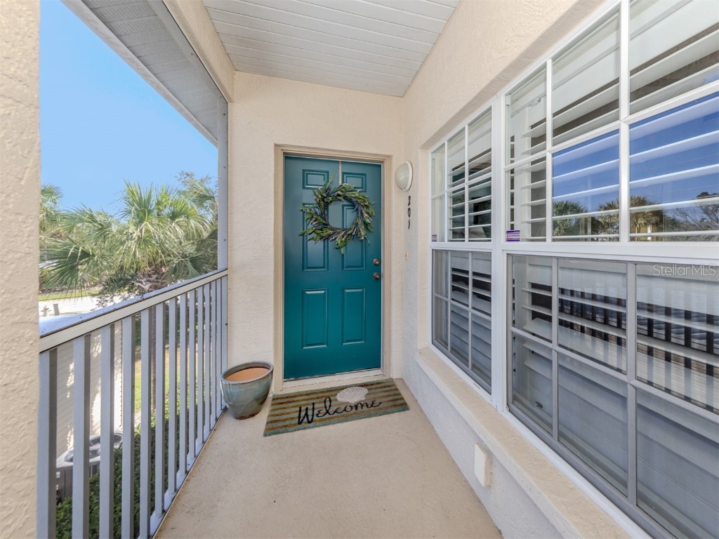 442 Sunset Lake Boulevard #201 Venice FL 34292 N6132528 image1