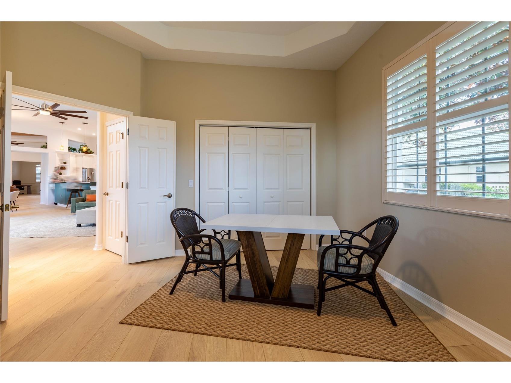 442 Tremingham Way Venice FL 34293 A4681717 image37