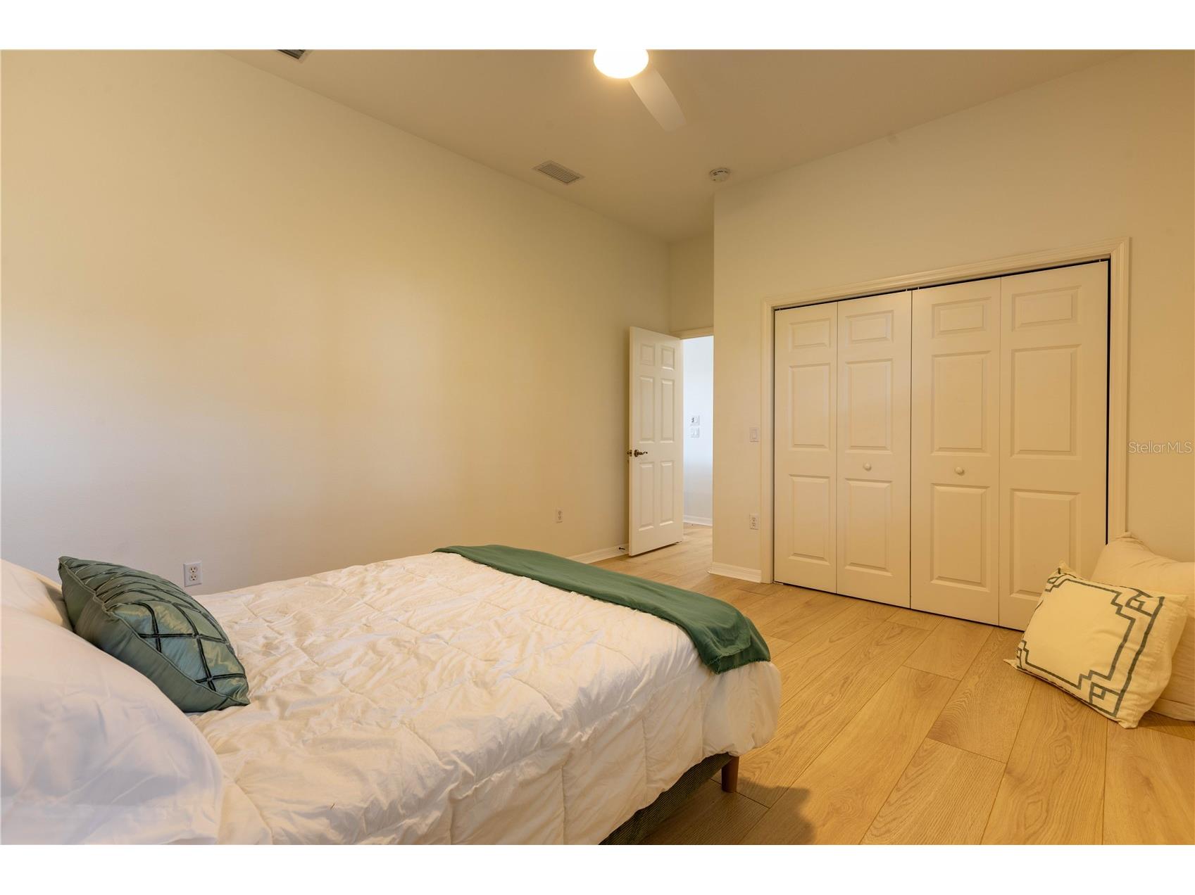 442 Tremingham Way Venice FL 34293 A4681717 image40