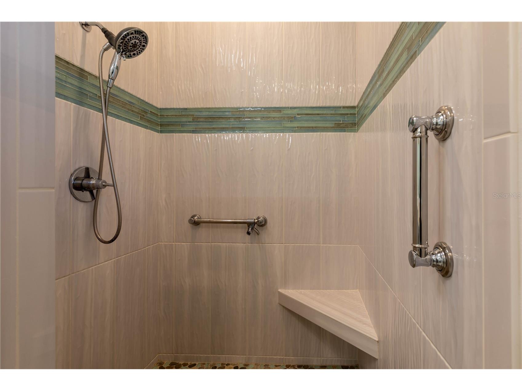 442 Tremingham Way Venice FL 34293 A4681717 image55