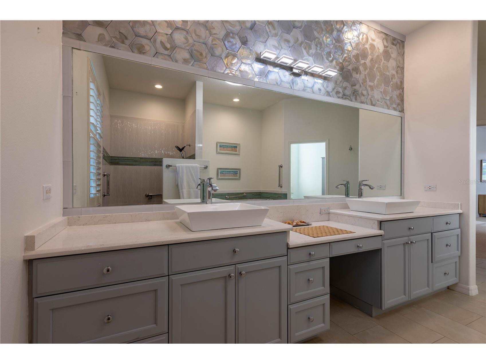 442 Tremingham Way Venice FL 34293 A4681717 image56