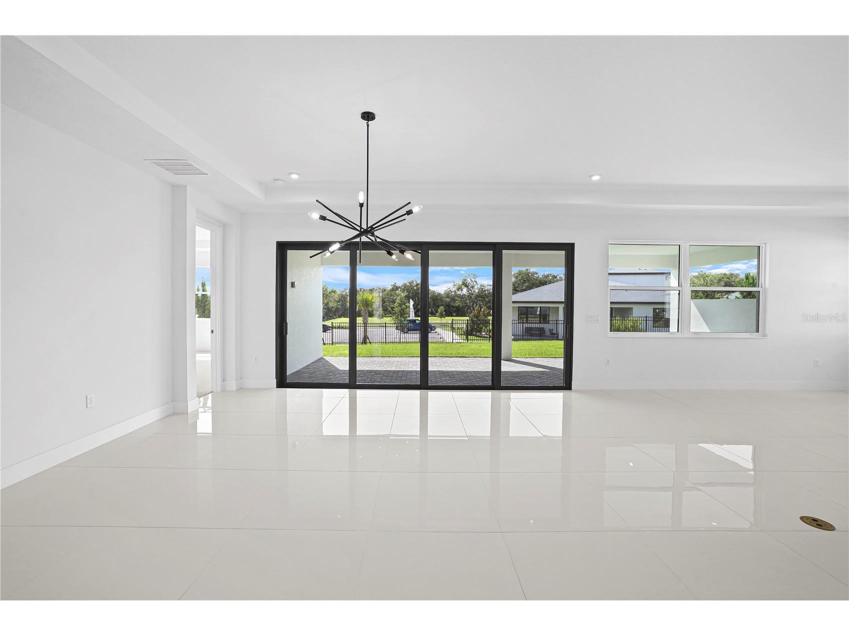 442 Turin Way Lady Lake FL 32159 W7886348 image7