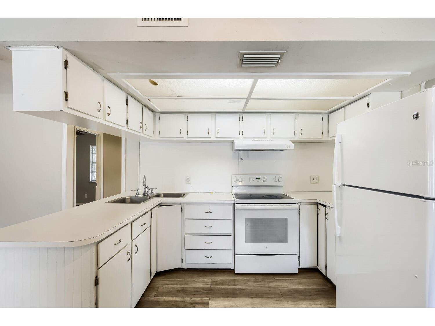 4420 44th Street N Saint Petersburg FL 33714 TB8503589 image10