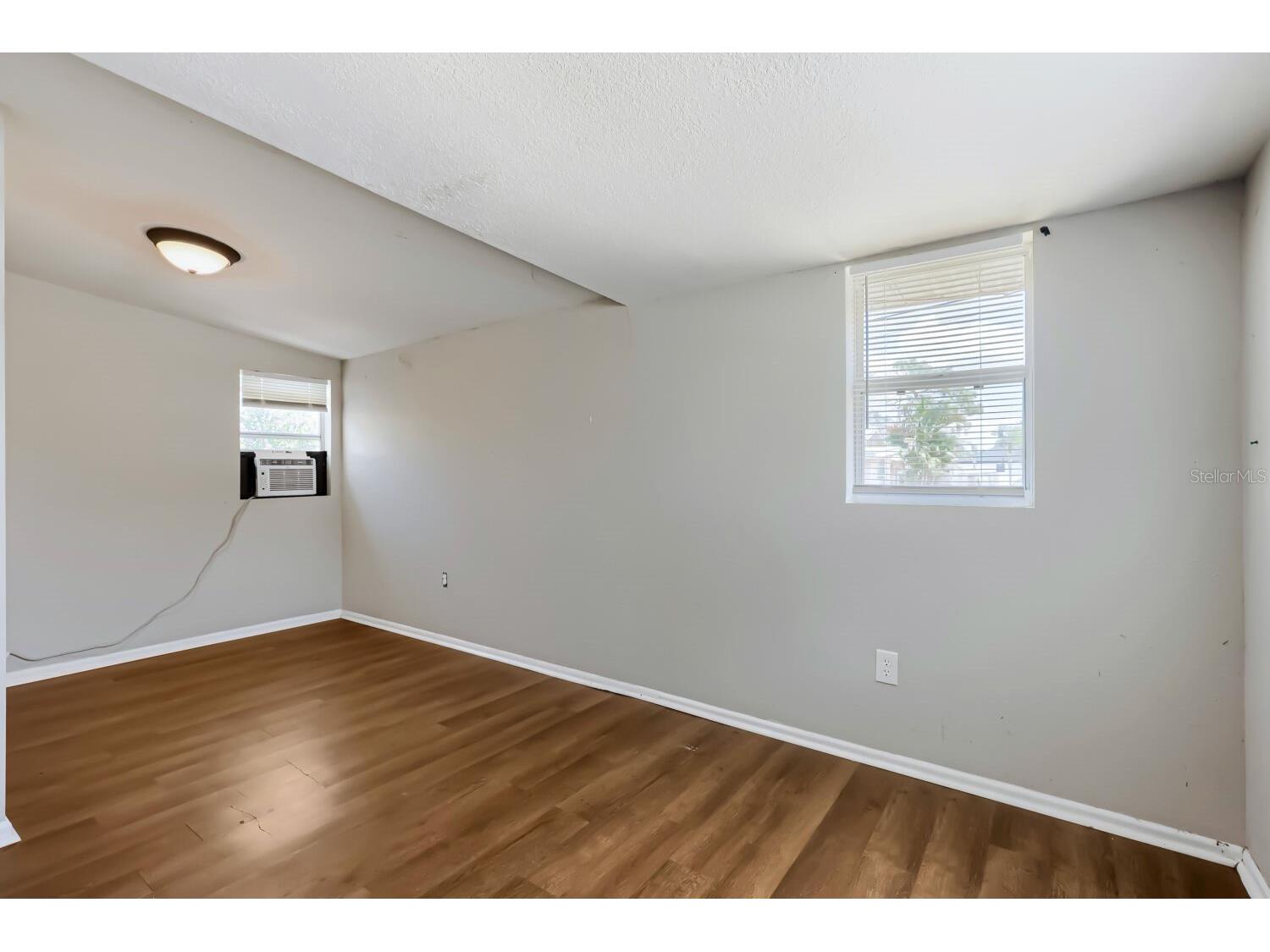 4420 44th Street N Saint Petersburg FL 33714 TB8503589 image13