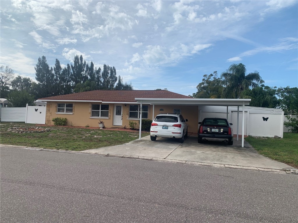 4420 58th Street W Bradenton FL 34210 A4591941 image1