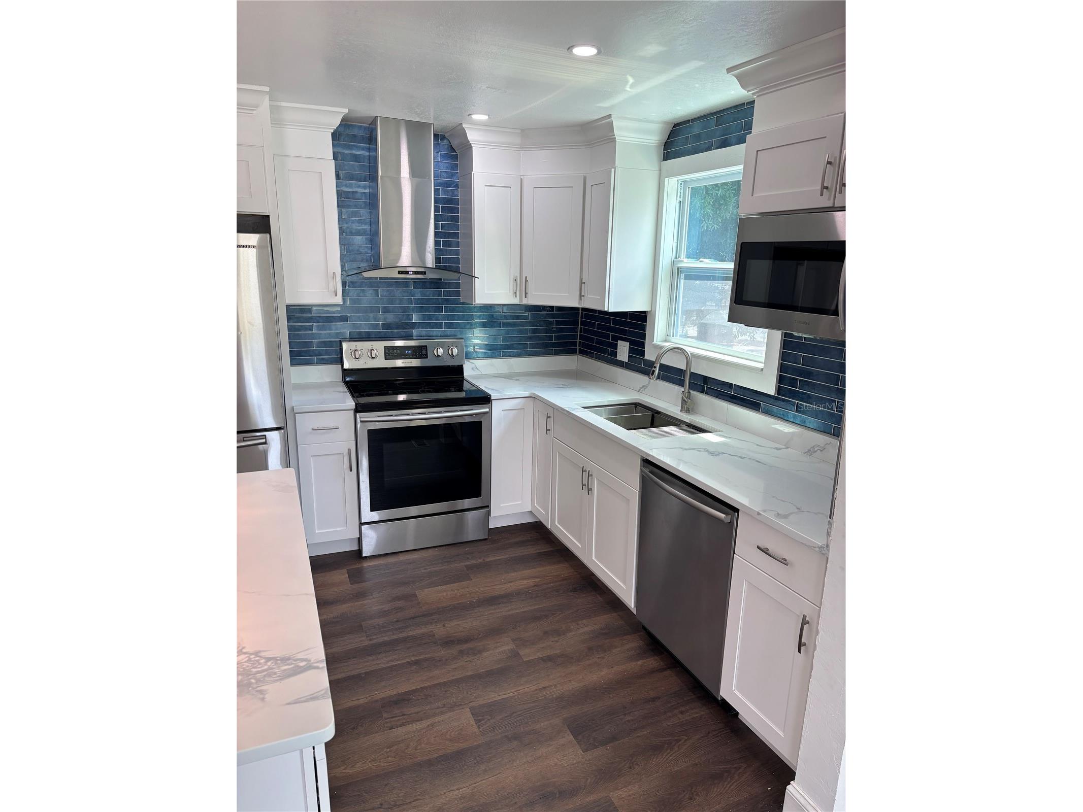 4420 6th Avenue S Saint Petersburg FL 33711 TB8524141 image12