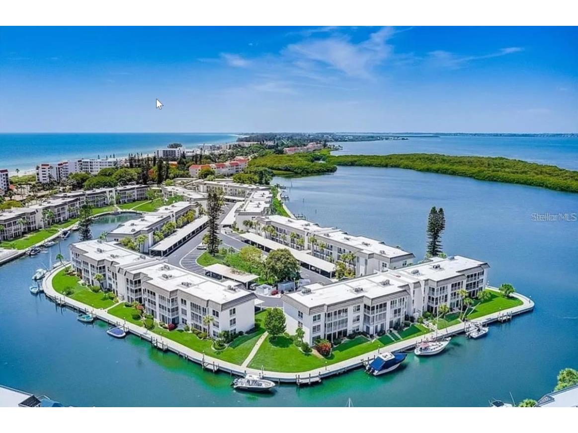4420 Exeter Drive #102 Longboat Key FL 34228 A4592787 image1