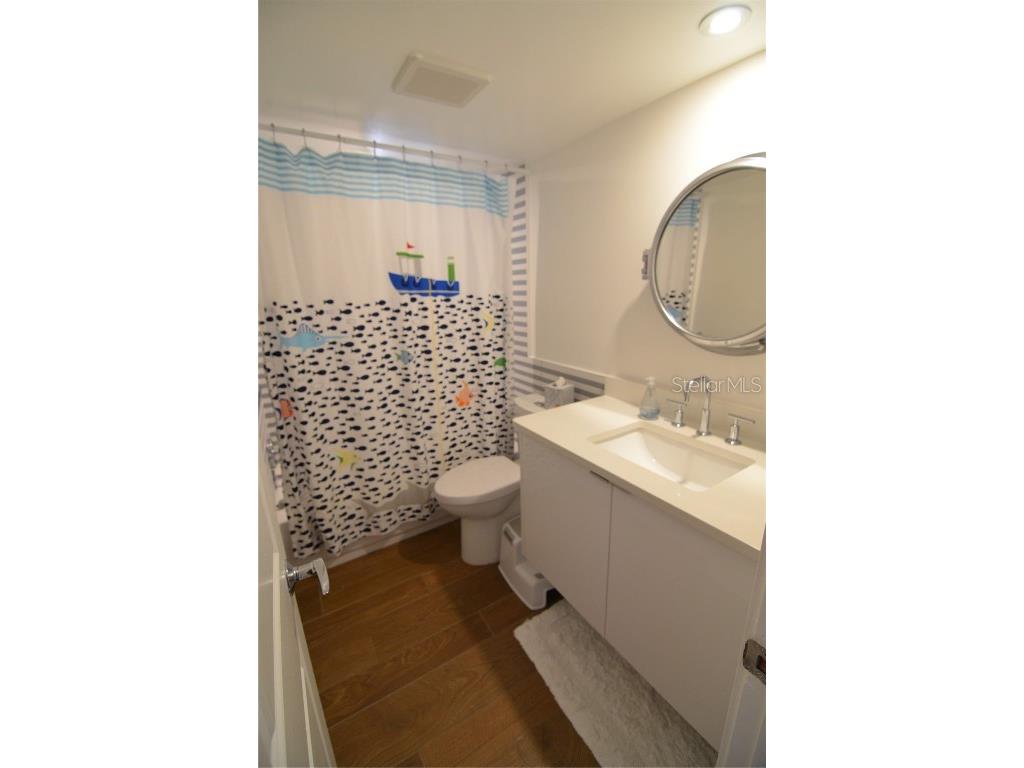 4420 Exeter Drive #208 Longboat Key FL 34228 O6342792 image15