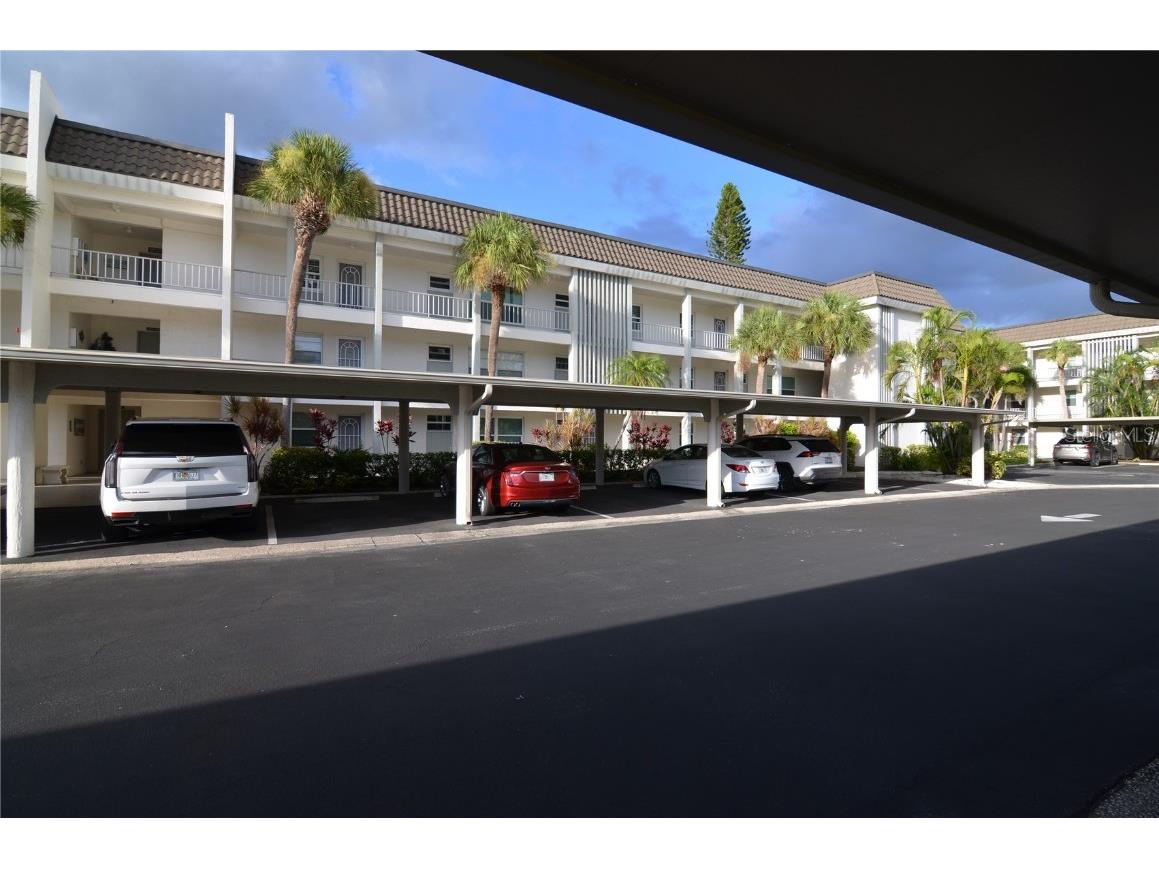 4420 Exeter Drive #208 Longboat Key FL 34228 O6342792 image2