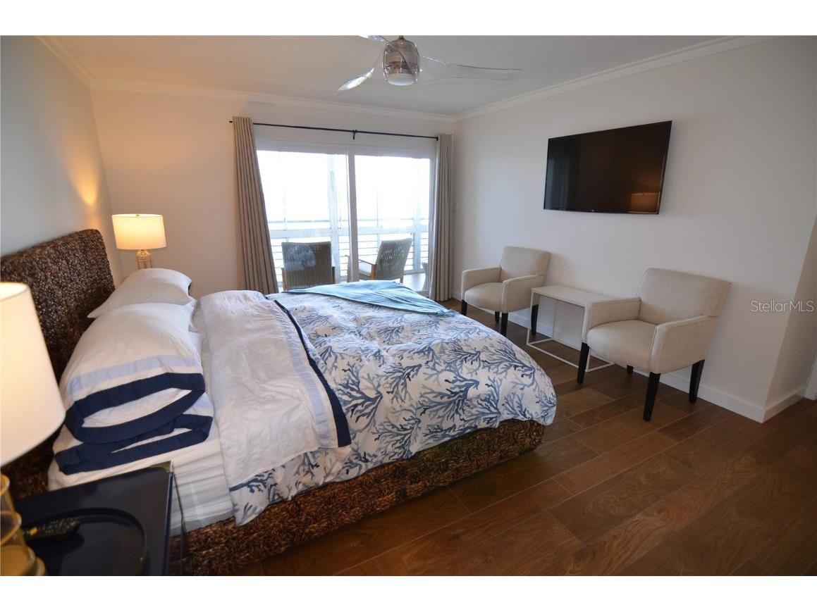 4420 Exeter Drive #208 Longboat Key FL 34228 O6342792 image9