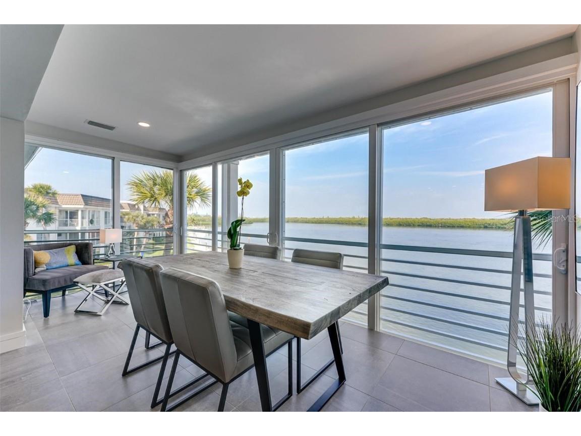 4420 Exeter Drive #302 Longboat Key FL 34228 - SARASOTA BAY A4644375 image1