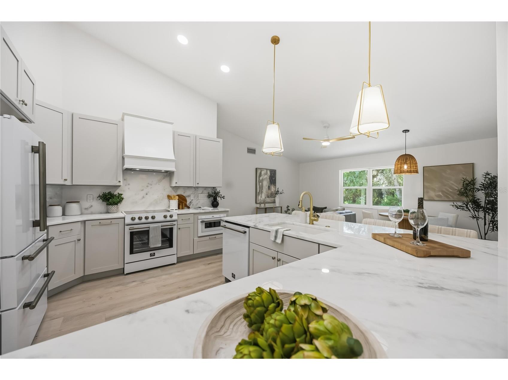 4420 Oak View Drive Sarasota FL 34232 A4687864 image9