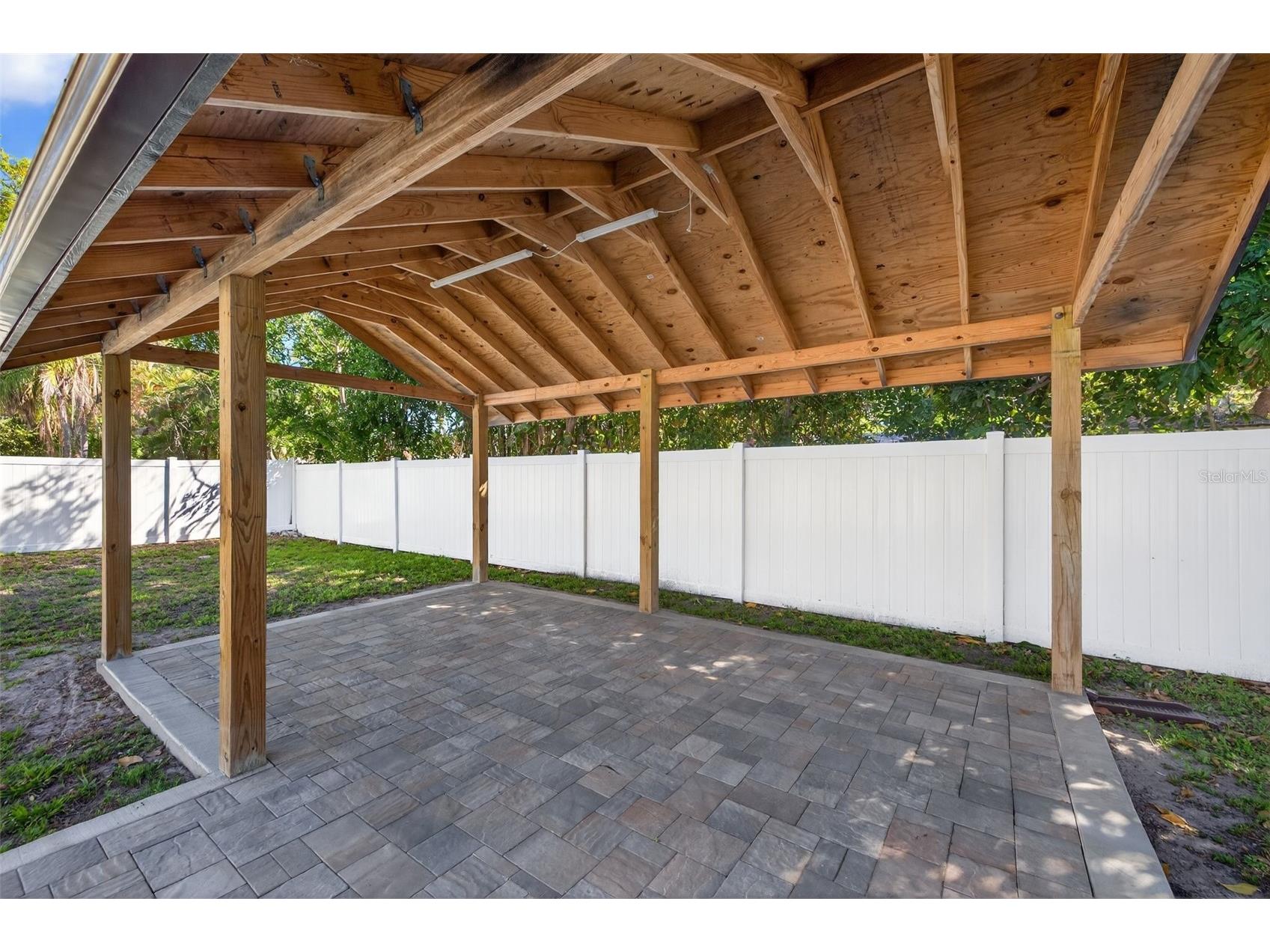 4420 Pompano Drive SE Saint Petersburg FL 33705 TB8486321 image19