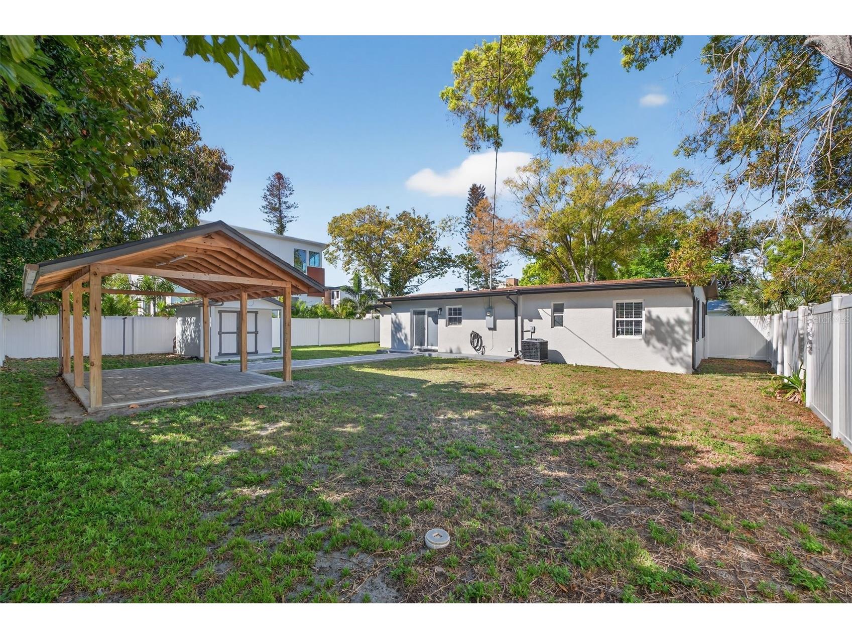 4420 Pompano Drive SE Saint Petersburg FL 33705 TB8486321 image21
