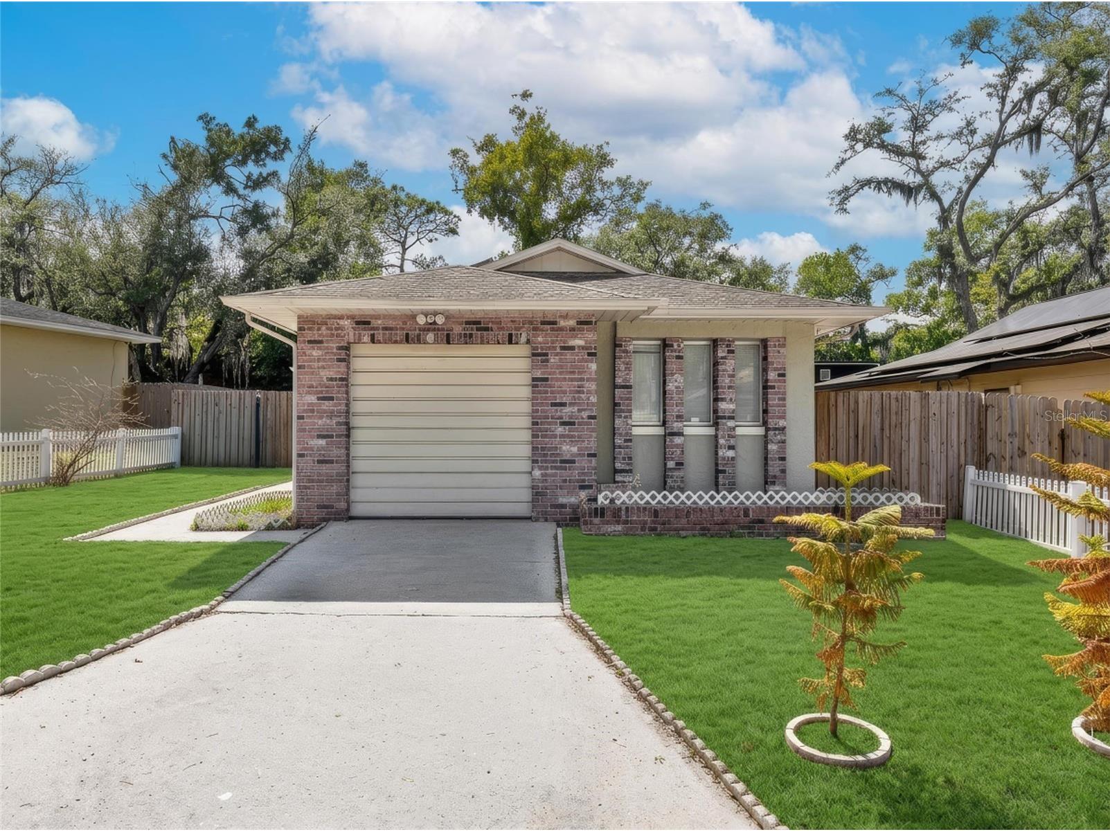 4420 Sugar Loaf Way Orlando FL 32808 O6403573 image1