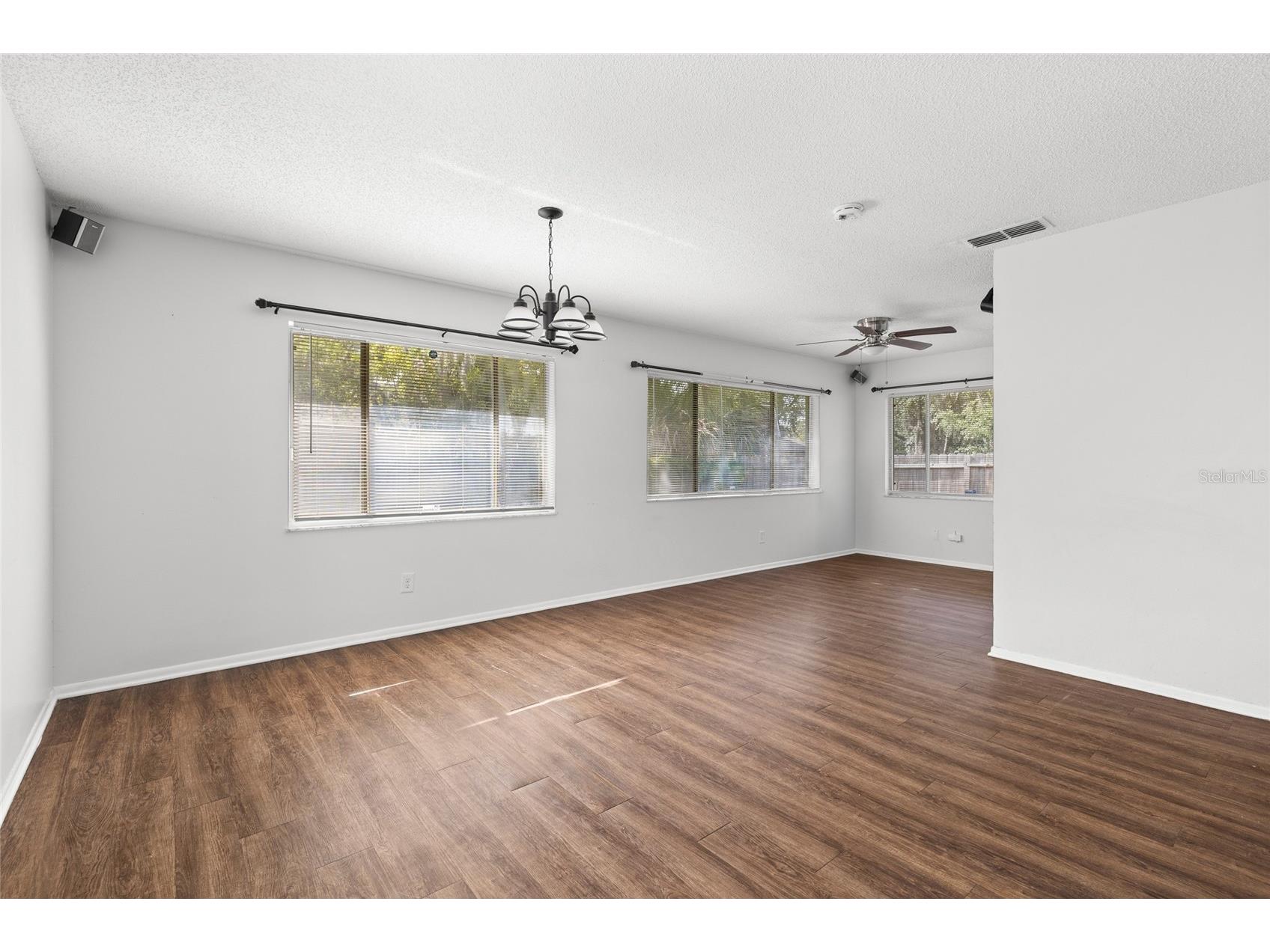 4420 Sugar Loaf Way Orlando FL 32808 O6403573 image11