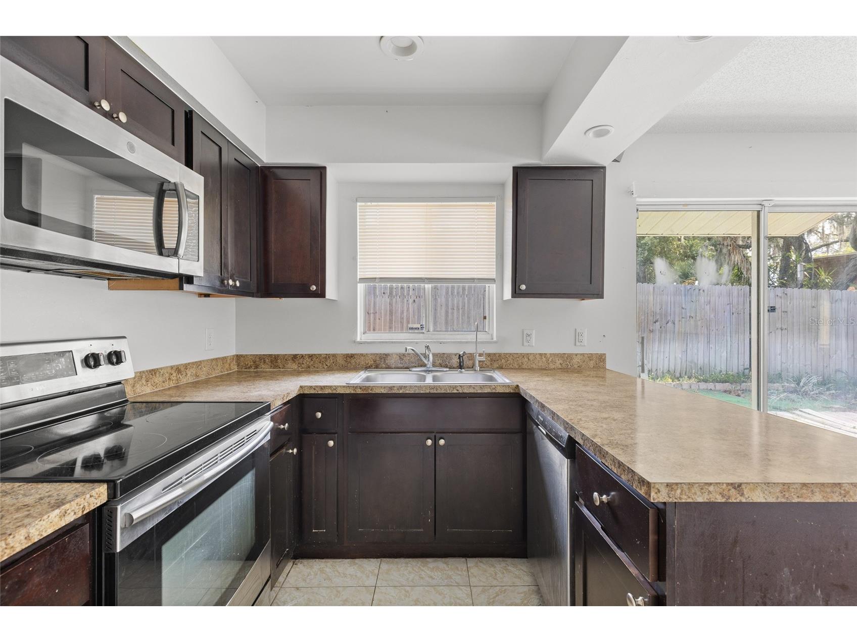 4420 Sugar Loaf Way Orlando FL 32808 O6403573 image9