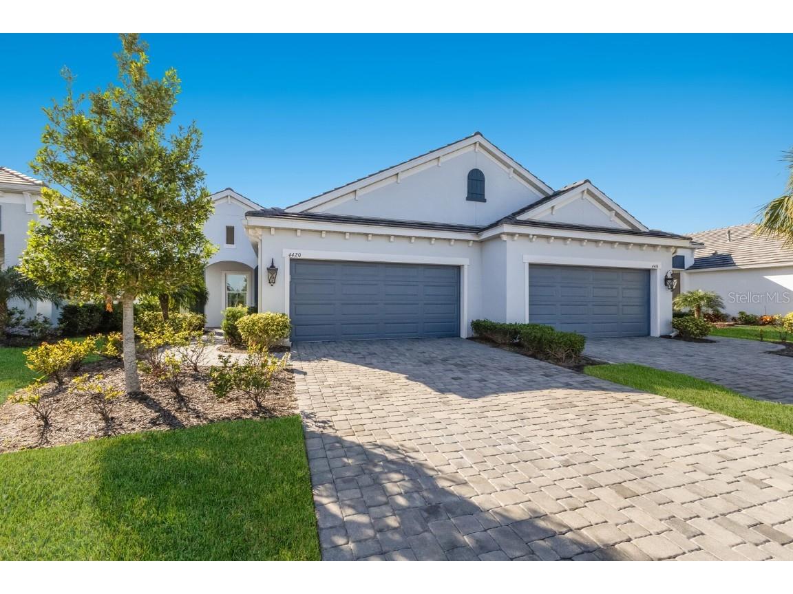 4420 Tamarind Place Bradenton FL 34203 A4633086 image1