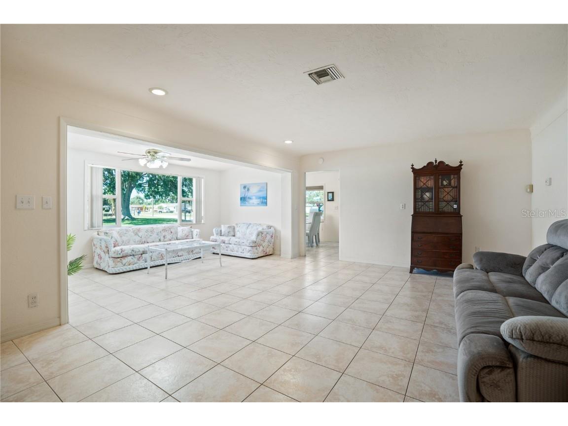 4421 28th Avenue N Saint Petersburg FL 33713 - LESLEE LAKE TB8379931 image11