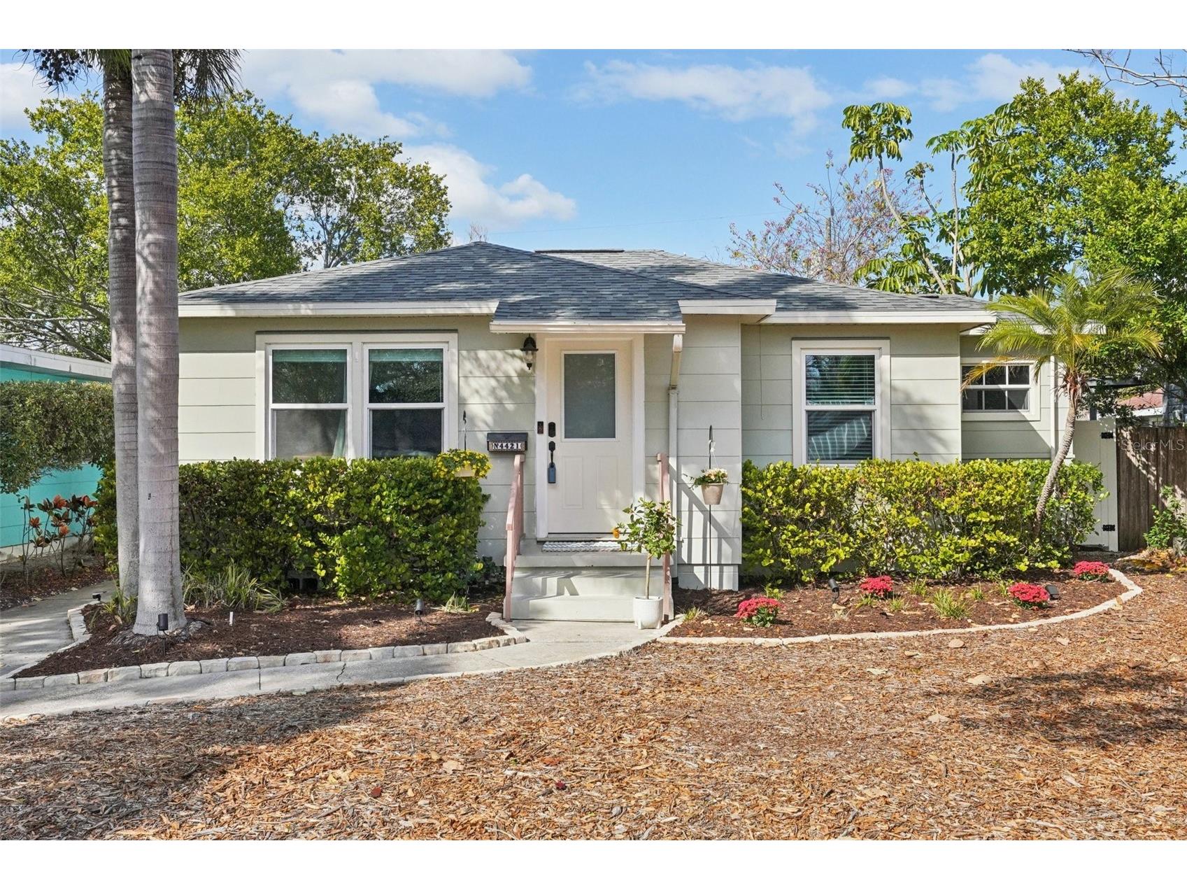4421 8th Avenue N Saint Petersburg FL 33713 TB8476963 image1