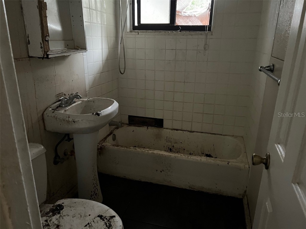 4421 Leila Avenue Tampa FL 33616 A4664677 image12