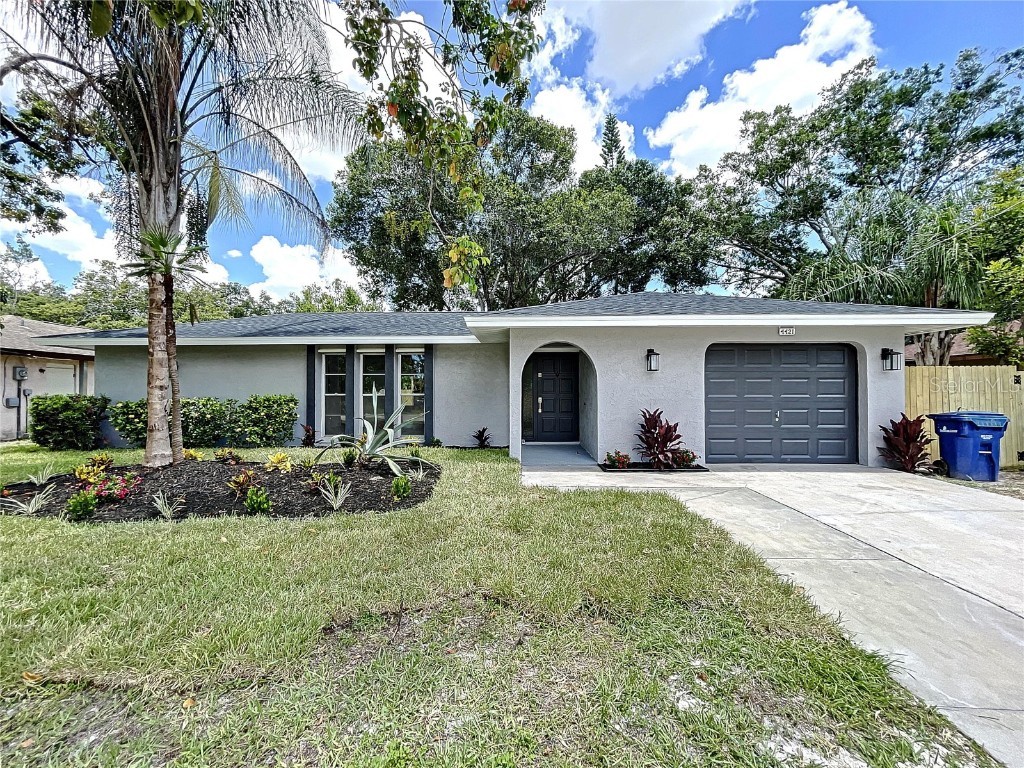 4421 Spahn Street Sarasota FL 34232 A4560902 image1