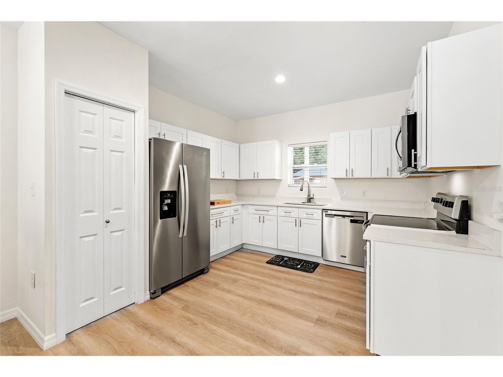 4422 America Street Orlando FL 32811 O6414188 image3