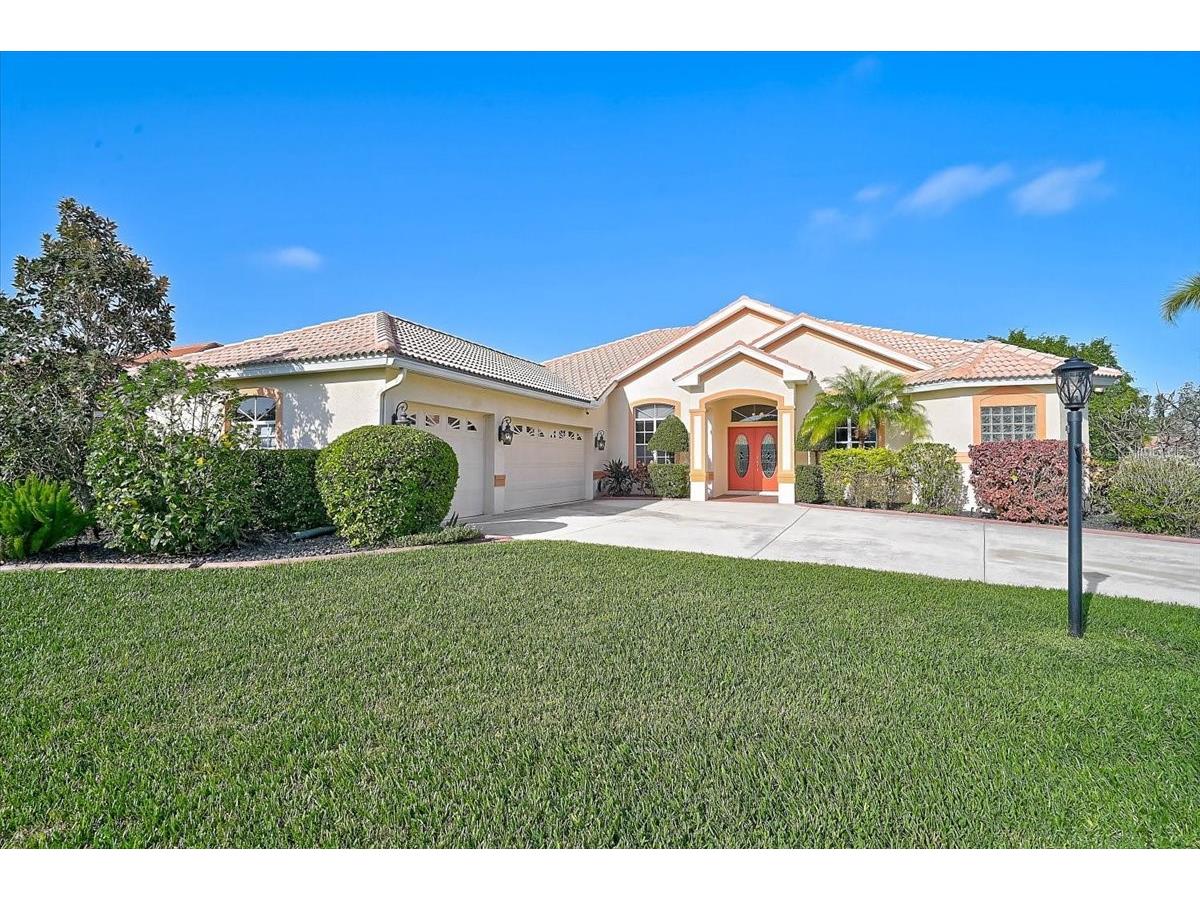 4422 Mcintosh Lake Avenue Sarasota FL 34233 A4686220 image1