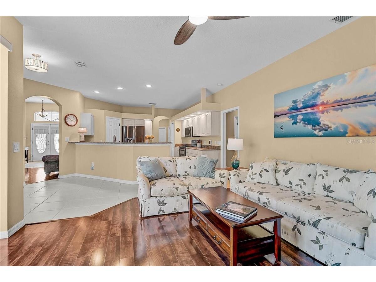 4422 Mcintosh Lake Avenue Sarasota FL 34233 A4686220 image20