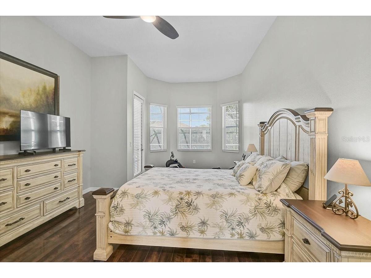 4422 Mcintosh Lake Avenue Sarasota FL 34233 A4686220 image23