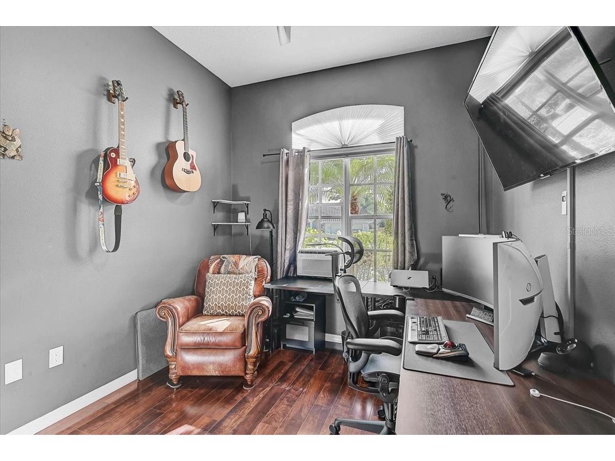 4422 Mcintosh Lake Avenue Sarasota FL 34233 A4686220 image32