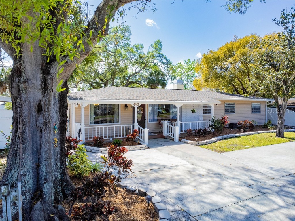 4422 W Iowa Avenue Tampa FL 33616 U8153672 image1
