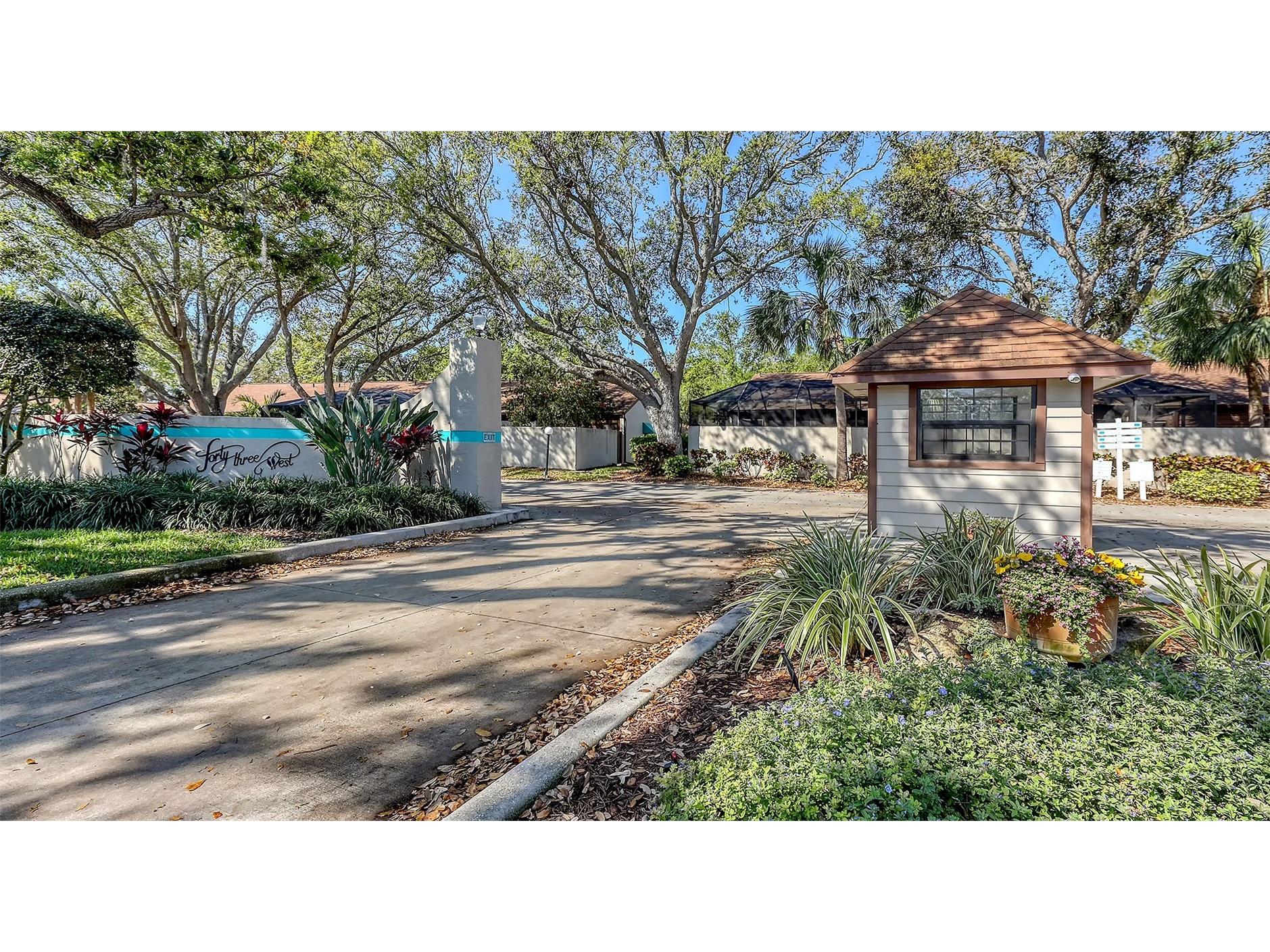 4423 Park Lake Terrace N Bradenton FL 34209 A4689867 image32