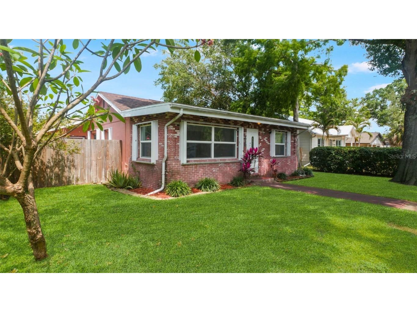 4424 19th Street N Saint Petersburg FL 33714 TB8356291 image1