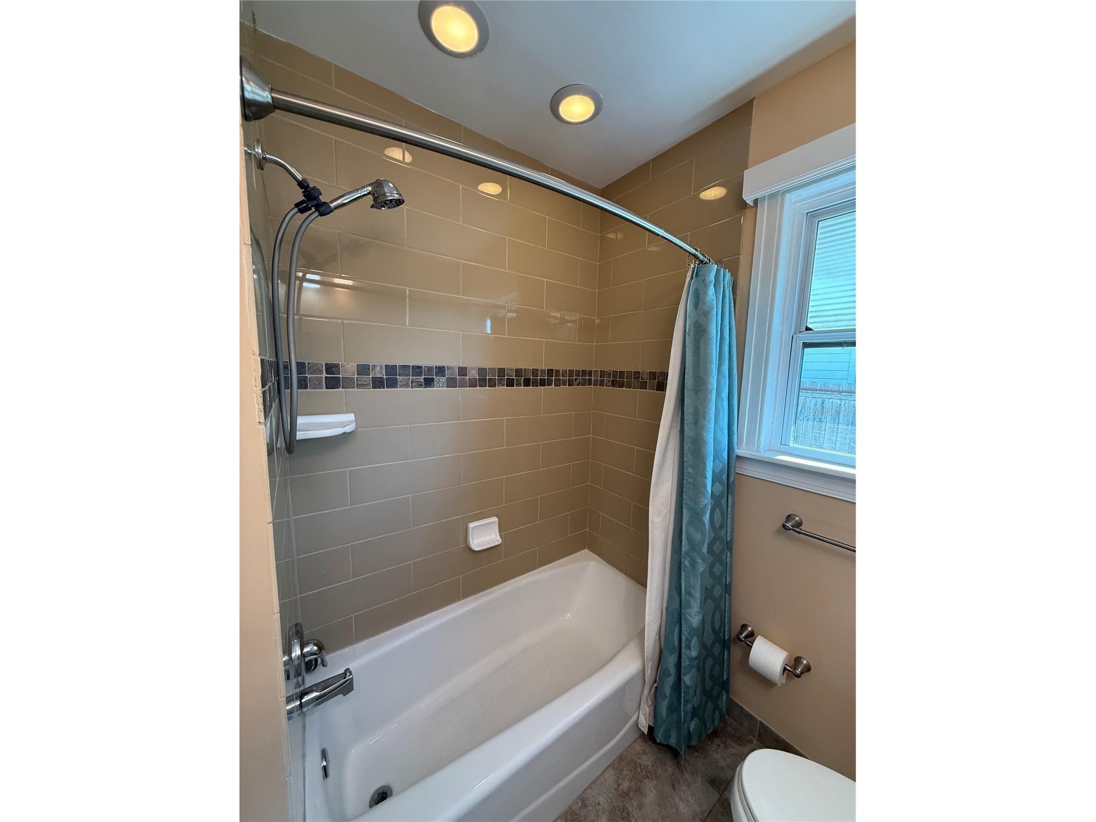 4424 1st Avenue N Saint Petersburg FL 33713 TB8500722 image13