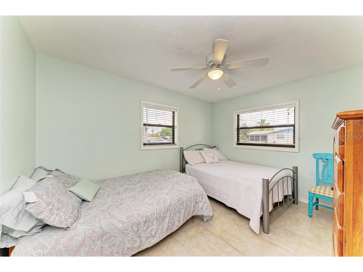 4424 87th St Ct W Street W Bradenton FL 34210 A4675796 image16