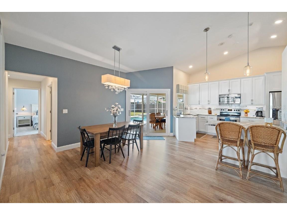 4424 Diamond Circle W Sarasota FL 34233 A4675437 image11