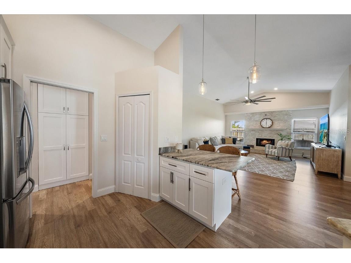 4424 Diamond Circle W Sarasota FL 34233 A4675437 image19