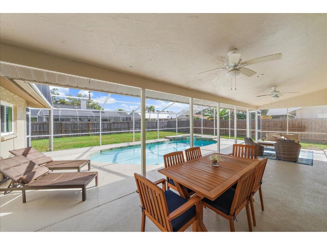 4424 Diamond Circle W Sarasota FL 34233 A4675437 image22