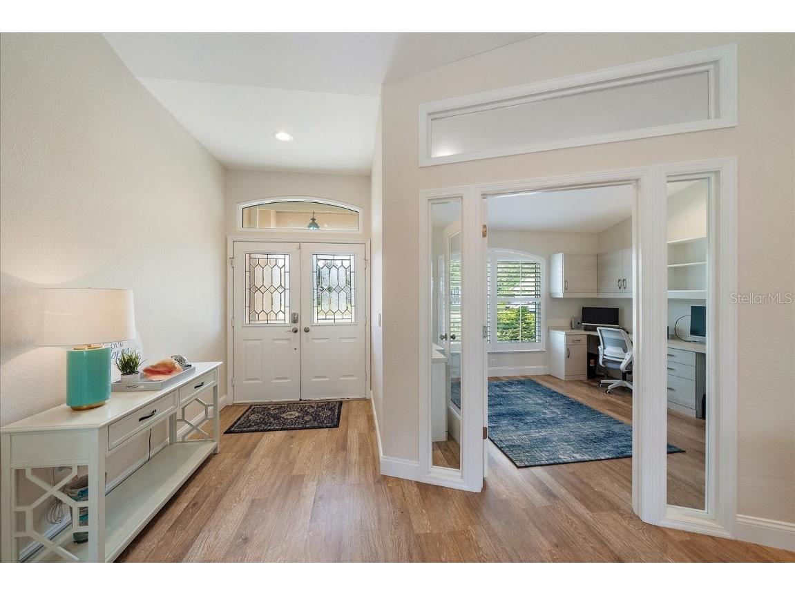 4424 Diamond Circle W Sarasota FL 34233 A4675437 image3