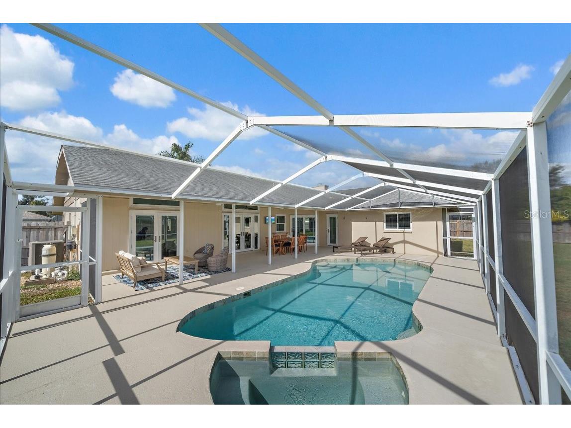 4424 Diamond Circle W Sarasota FL 34233 A4675437 image31