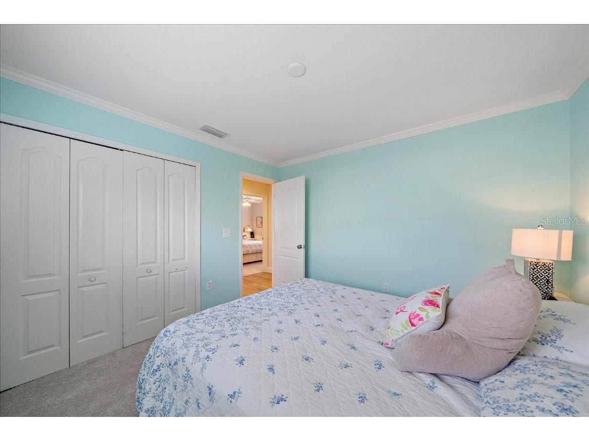 4424 Diamond Circle W Sarasota FL 34233 A4675437 image37