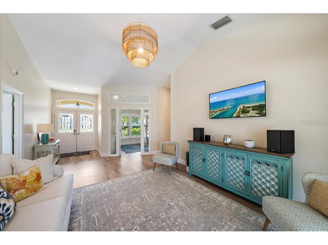 4424 Diamond Circle W Sarasota FL 34233 A4675437 image38