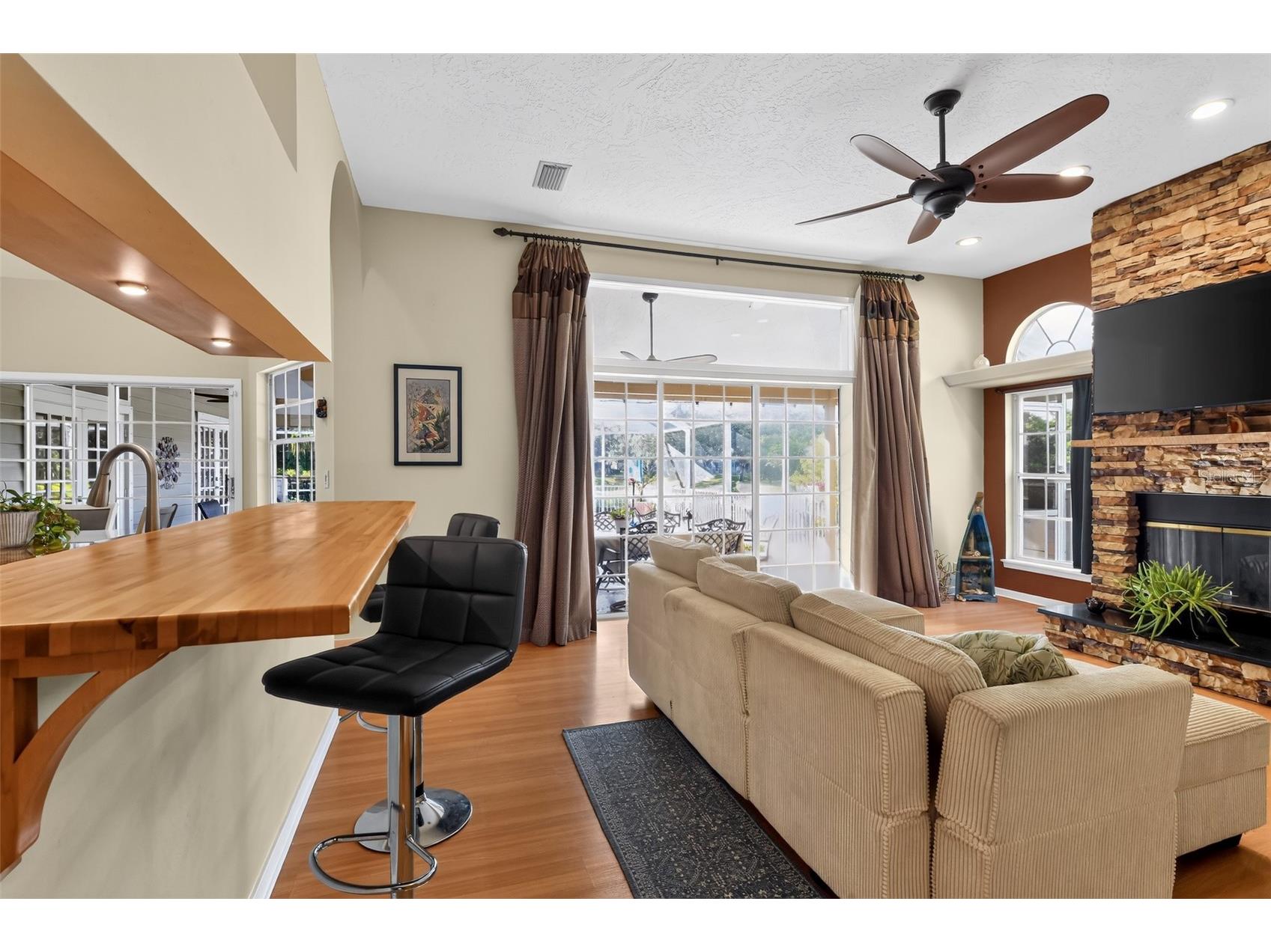 4424 Friar Tuck Lane Sarasota FL 34232 A4698431 image10