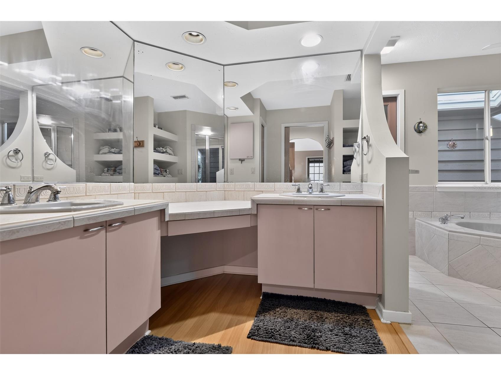 4424 Friar Tuck Lane Sarasota FL 34232 A4698431 image14