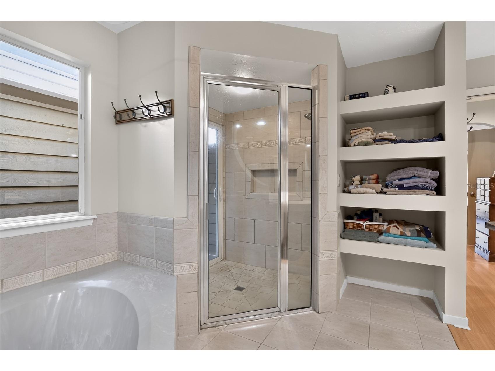 4424 Friar Tuck Lane Sarasota FL 34232 A4698431 image16